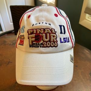 NCAA women’s final four basketball 🏀 souvenir baseball cap with bonus T-shirt!